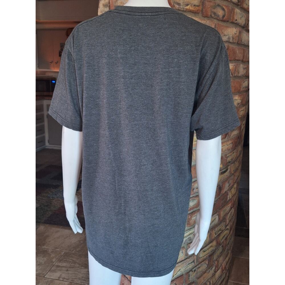 Disney Mickey Mouse Gray Graphic T-Shirt Men’s Large Classic Cartoon Tee - Picture 5 of 6